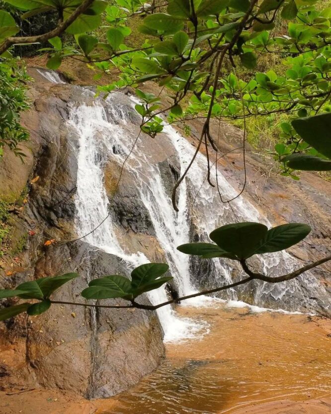 Guarapari além das praias: descubra as cachoeiras escondidas na região 7 Cachoeira do Morosini 1