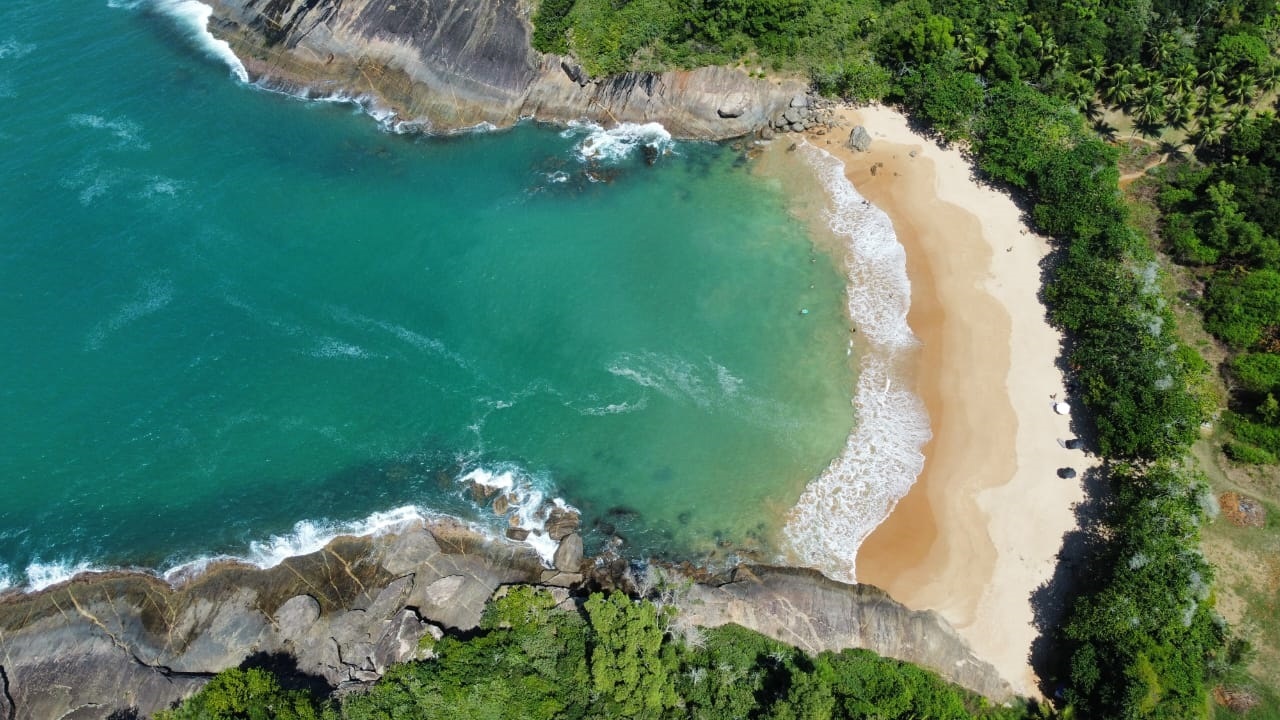 Enseada Azul: destino perfeito com natureza, sofisticação e conforto 6 Praia do Padres em Guarapari
