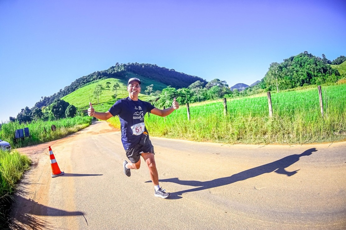 Com inscrições abertas, 2ª Corrida Rota da Ferradura tem percursos para todas as idades nas montanhas de Guarapari 2 corrida foto capa