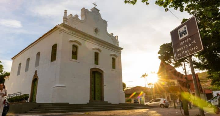 Sítio Histórico da Prainha reúne cultura, lazer e fé em Vila Velha 5 Igreja do Rosario
