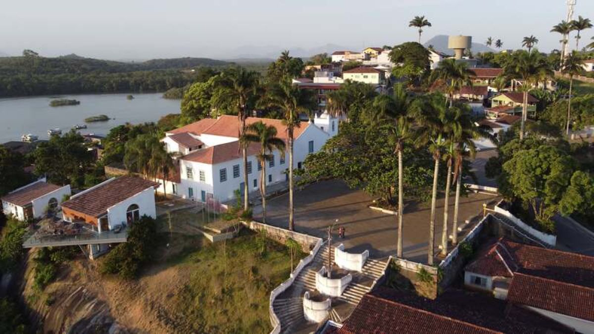 Santuário Nacional de São José de Anchieta: um convite para viajar pela história do ES 1 SANTUARIO ANCHIETA VISTA CIMA