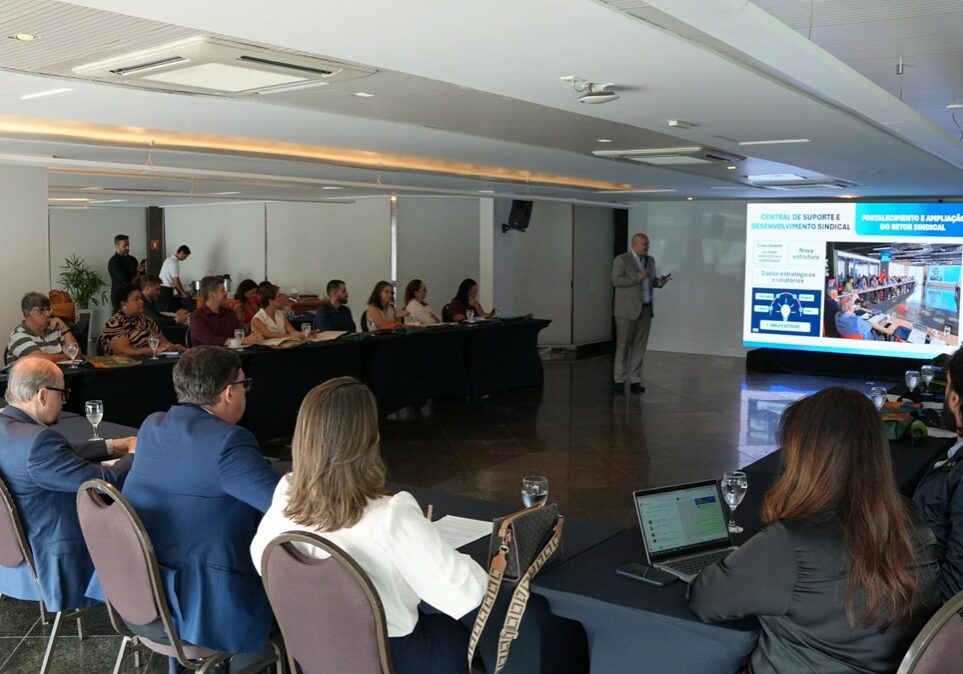 Fecomércio coletiva - Wagner Correia apresntando